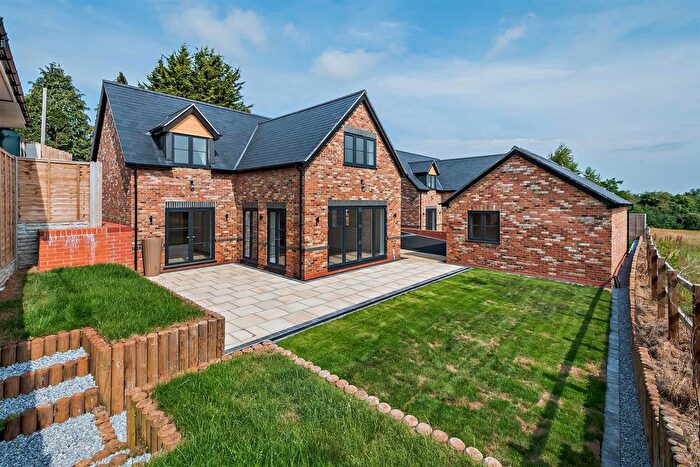 4 Bedroom Detached House For Sale In , Wells Cottage, Wootton Wawen, B95