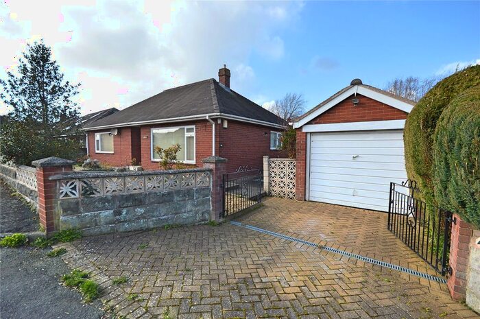 3 Bedroom Bungalow For Sale In Parklands, Newtown, Powys, SY16
