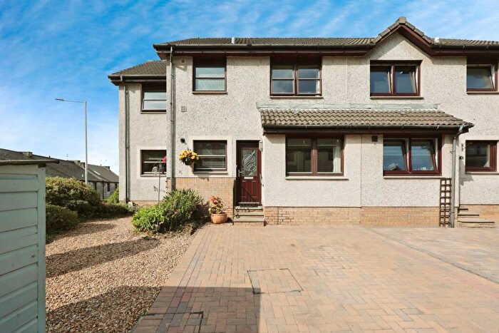 4 Bedroom End Of Terrace House For Sale In David Henderson Court, Dunfermline, Fife, KY12