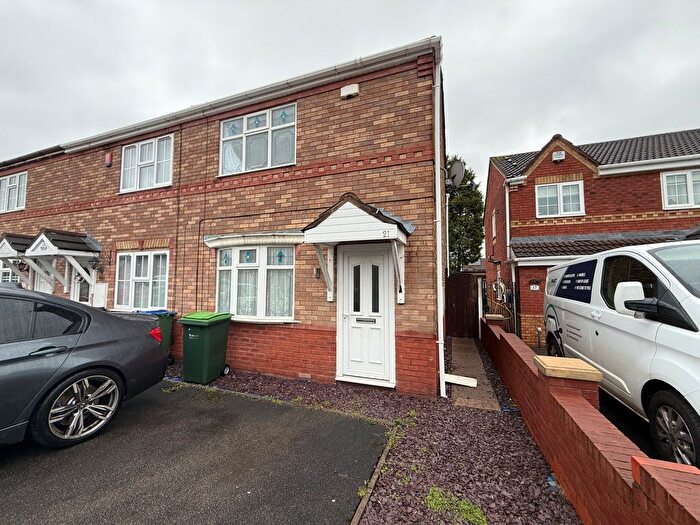 2 Bedroom Property To Rent In Lilian Grove, Bilston, WV14