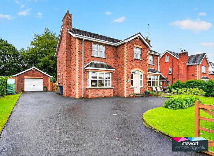 5 Bedroom Detached House For Sale In Chestnut Manor, Waringstown, BT66