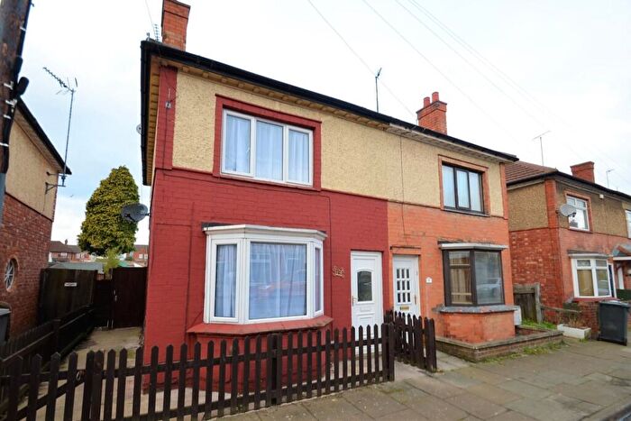 2 Bedroom Semi-Detached House To Rent In Cambridge Street, Kettering, Northamptonshire, NN16