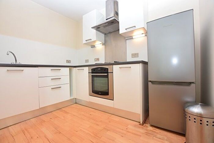 Property To Rent In Jet Centro, Sheffield, S2