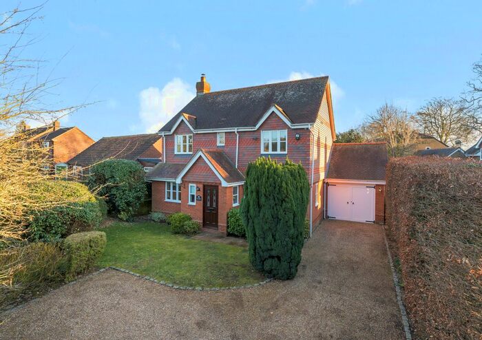 4 Bedroom Detached House To Rent In Horsepond Road, Gallowstree Common, Oxfordshire, RG4