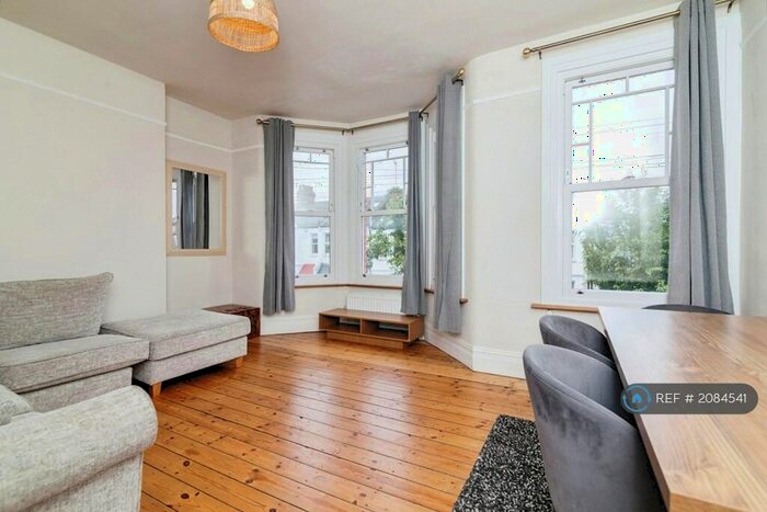 2 Bedroom Flat To Rent In Stanhope Gardens, London, N4