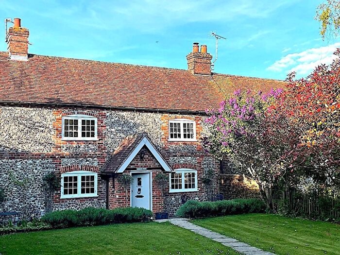 3 Bedroom Terraced House For Sale In Russells Water, Henley-On-Thames, RG9