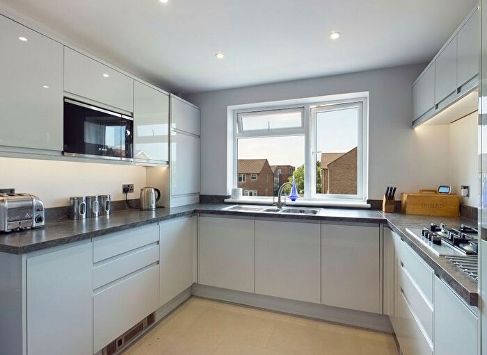 2 Bedroom Flat For Sale In Rydal Way, Ruislip, HA4