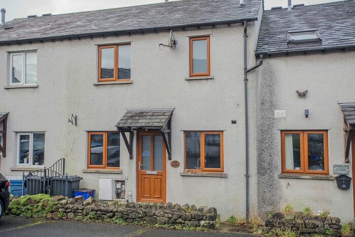 3 Bedroom Terraced House To Rent In Holmefield, Holme, LA6