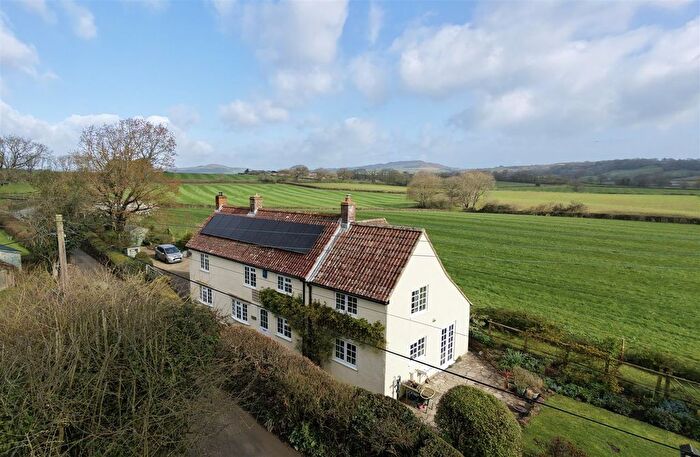 3 Bedroom Property For Sale In Broadoak, Bridport, DT6