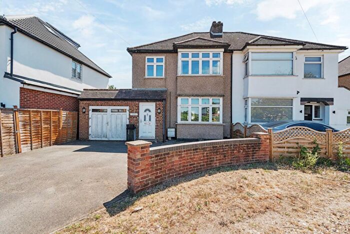 3 Bedroom Semi-Detached House For Sale In Oxford Road, Gerrards Cross, Buckinghamshire, SL9