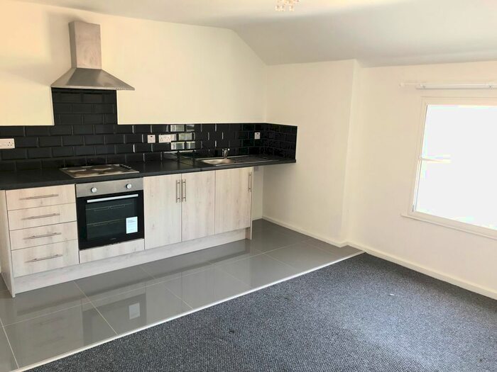 1 Bedroom Flat To Rent In Tettenhall Road, Tettenhall, Wolverhampton, WV3