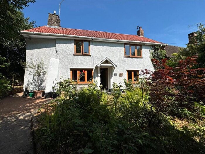 3 Bedroom Semi Detached House For Sale In Kerswell, Cullompton, EX15