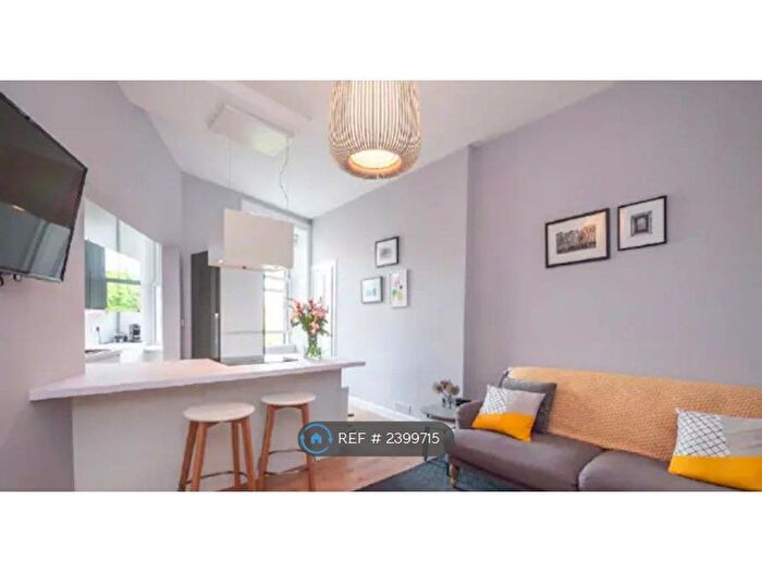 1 Bedroom Flat To Rent In Spittalfield Crescent, Edinburgh, EH8