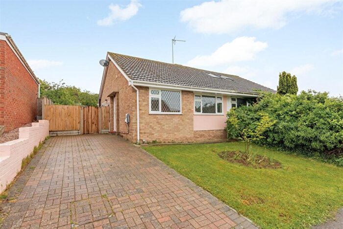 2 Bedroom Semi-Detached Bungalow To Rent In Sandpiper Road, Whitstable, CT5