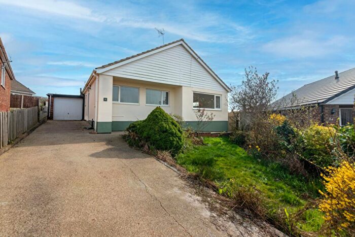 3 Bedroom Detached Bungalow To Rent In Green Park, Penyffordd, CH4