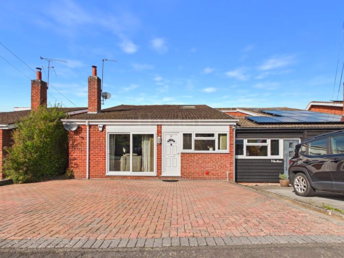 3 Bedroom Semi Detached House For Sale In Forest Close, Bewdley., DY12