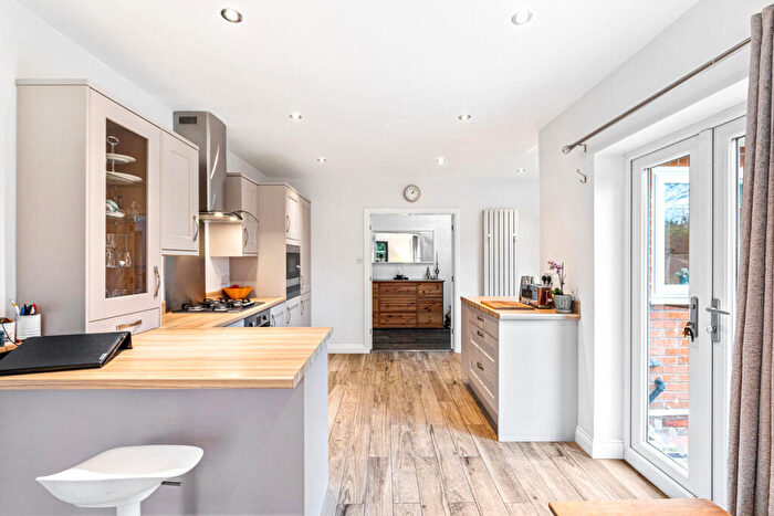 3 Bedroom Bungalow For Sale In Walton Close, Kirby Muxloe, LE9