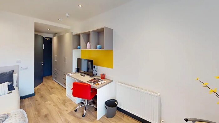 1 Bedroom Flat To Rent In Dumfries Street, Luton, LU1