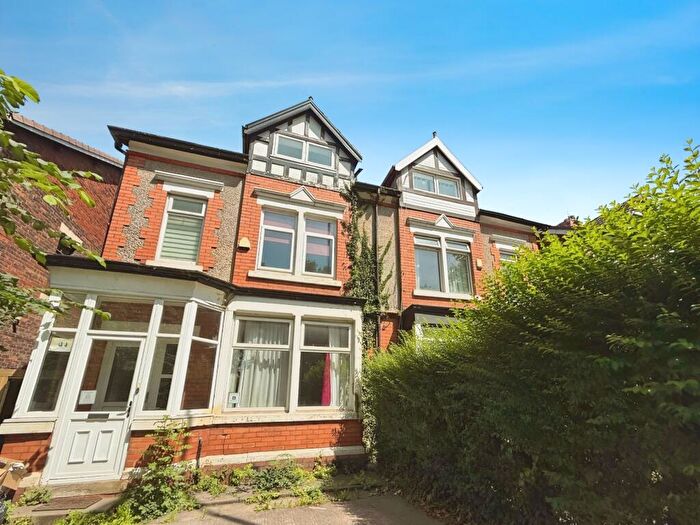 5 Bedroom Semi-Detached House To Rent In Birchfields Road, Victoria Park, M13