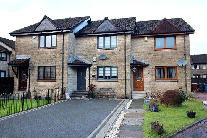 2 Bedroom Terraced House For Sale In Bramble Hedge Path, Jamestown, G83