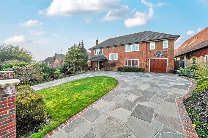 4 Bedroom Detached House For Sale In Westbury Road, Bromley, Kent, BR1