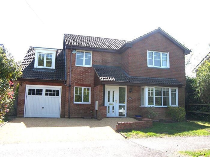 4 Bedroom Property To Rent In Spring Grove, Fetcham, KT22