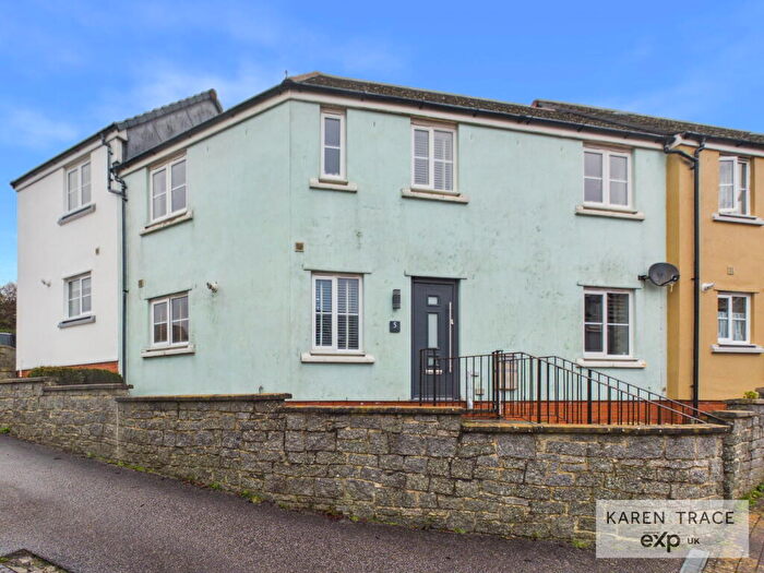 3 Bedroom Semi Detached House For Sale In Keay Heights, St Austell, PL25