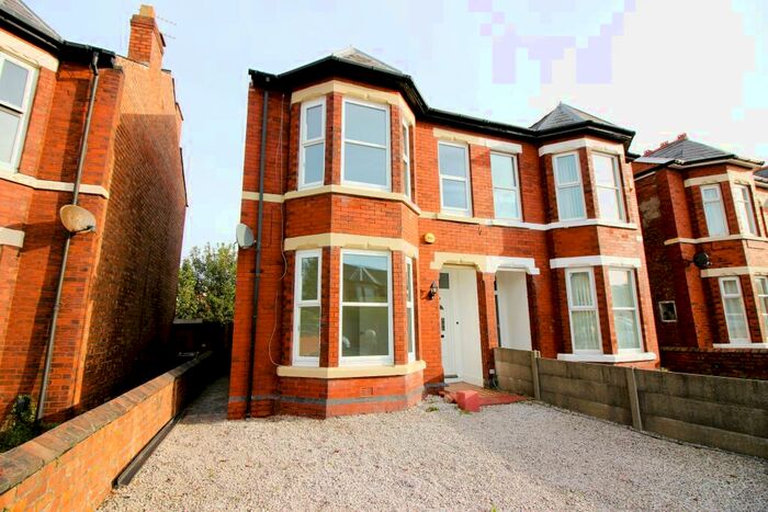 4 Bedroom Semi-Detached House To Rent In Hawkshead Street, Southport, Southport, PR8