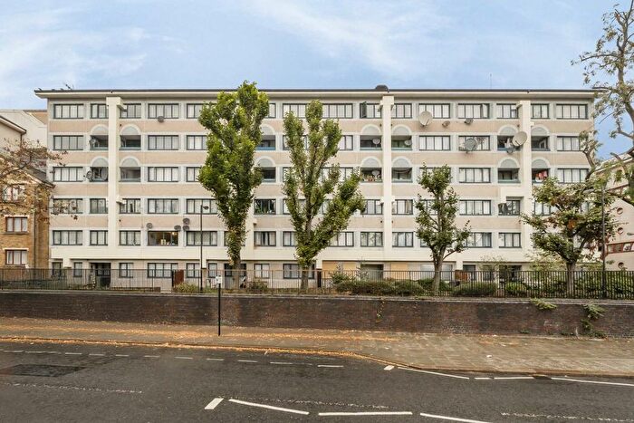 3 Bedroom Flat To Rent In Mallory Street, St. John's Wood, NW8