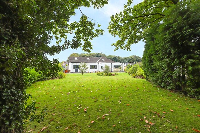 3 Bedroom Detached House For Sale In Ashover Road, Old Tupton, S42
