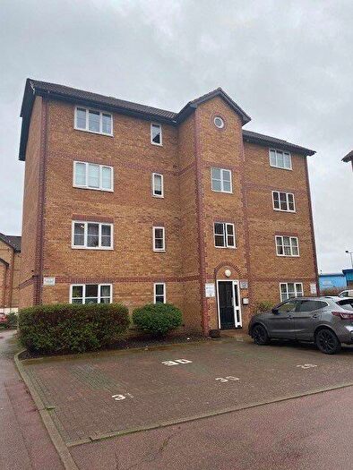 1 Bedroom Apartment For Sale In Cameron Square, Mitcham, Surrey, CR4