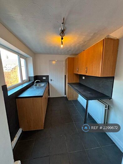 2 Bedroom Bungalow To Rent In Saint Leonard Street, Sunderland, SR2