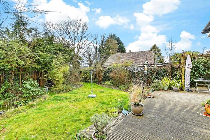 3 Bedroom Detached Bungalow For Sale In Barnfield, Plumpton Green, Lewes, East Sussex, BN7