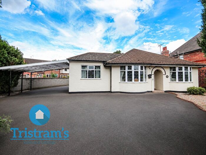 3 Bedroom Detached Bungalow For Sale In Bye Pass Road, Chilwell, NG9