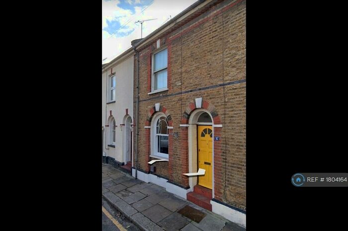 2 Bedroom Terraced House To Rent In Bernard Street, Gravesend, DA12