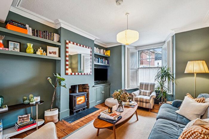 4 Bedroom Terraced House To Rent In White Hart Lane, London, SW13