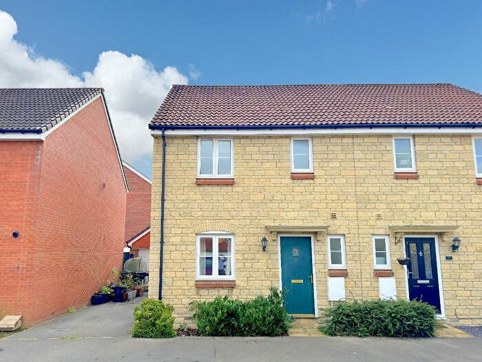 3 Bedroom Semi-Detached House For Sale In Linnet Lane, Melksham, Wiltshire, SN12
