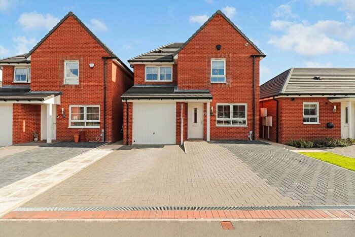 3 Bedroom Detached House For Sale In Cruck Barn Road, Penistone, S36