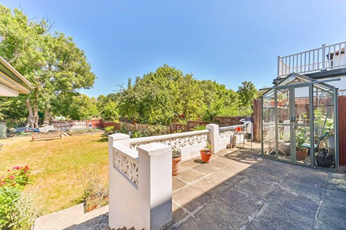 5 Bedroom Detached House For Sale In Norbury Avenue, Norbury, London, SW16