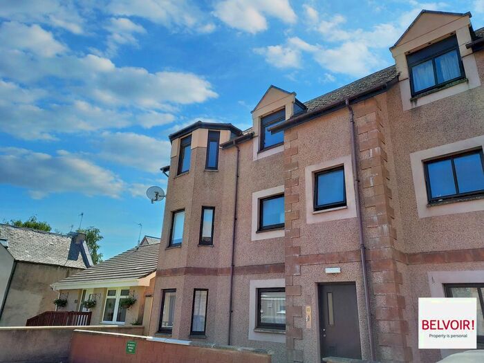 2 Bedroom Flat To Rent In King Street, Inverness, IV3