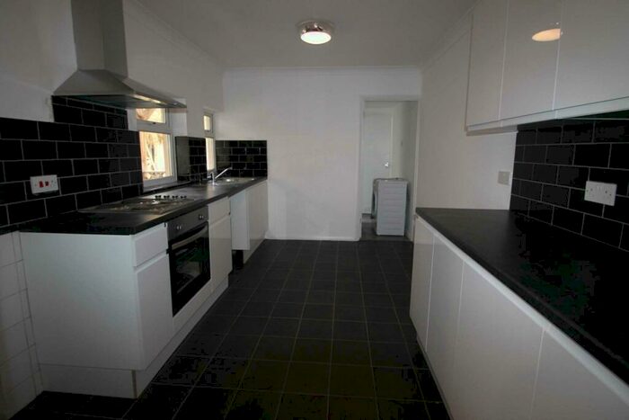 1 Bedroom Flat To Rent In One Bedroom Flat (Ground Floor) Beecham Road, Reading, RG30