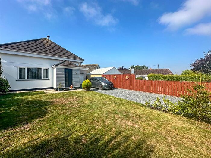 4 Bedroom Detached Bungalow For Sale In Detached Modern Family Home, Goldsithney, TR20