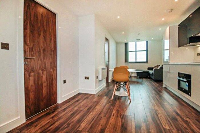 1 Bedroom Apartment To Rent In New Eton House, Bath Road, Slough, Berkshire, SL1