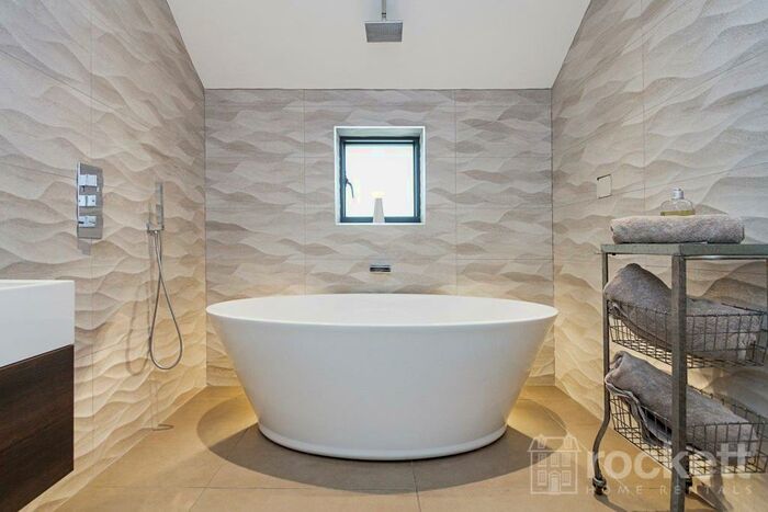 1 Bedroom Garage / Parking To Rent In Heathfields Barn Stables, Weston Bank, Stafford, Staffordshire, ST18