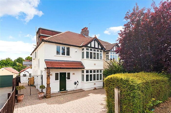 5 Bedroom Semi-Detached House To Rent In Bell Barn Road, Bristol, Somerset, BS9