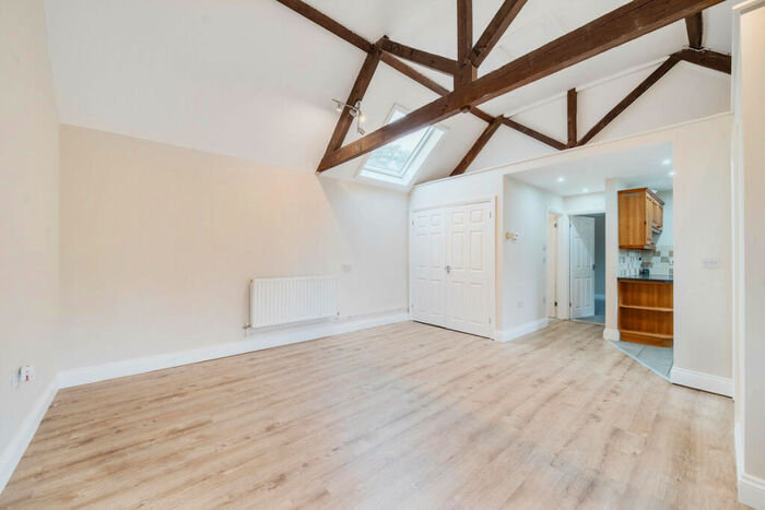 1 Bedroom Terraced Bungalow For Sale In Cary Road, Yeovil, BA22