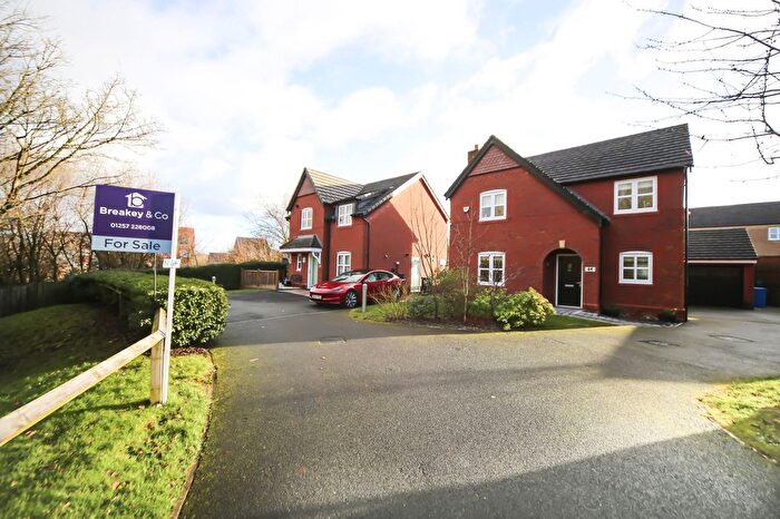 4 Bedroom Detached House For Sale In Range Drive, Standish, WN6