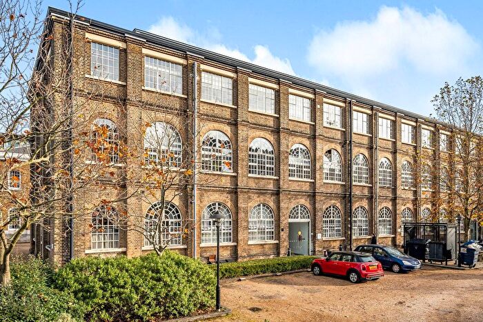 2 Bedroom Flat To Rent In Marlborough Road, Woolwich, London, SE18