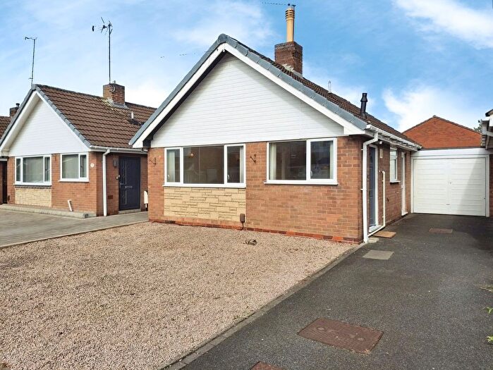 2 Bedroom Bungalow For Sale In The Deansway, Kidderminster, Worcestershire, DY10