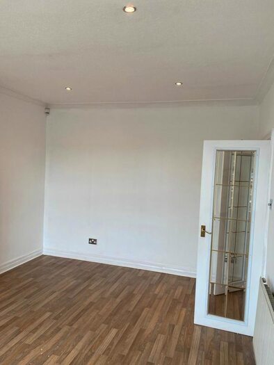 2 Bedroom Terraced House To Rent In Bagley Lane, Farsley, Pudsey, LS28